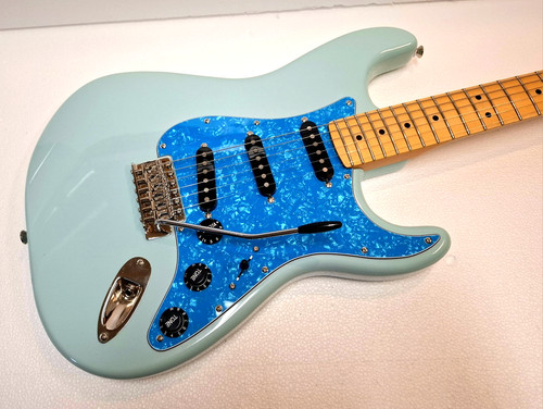 Customized fender stratocaster - customized,
